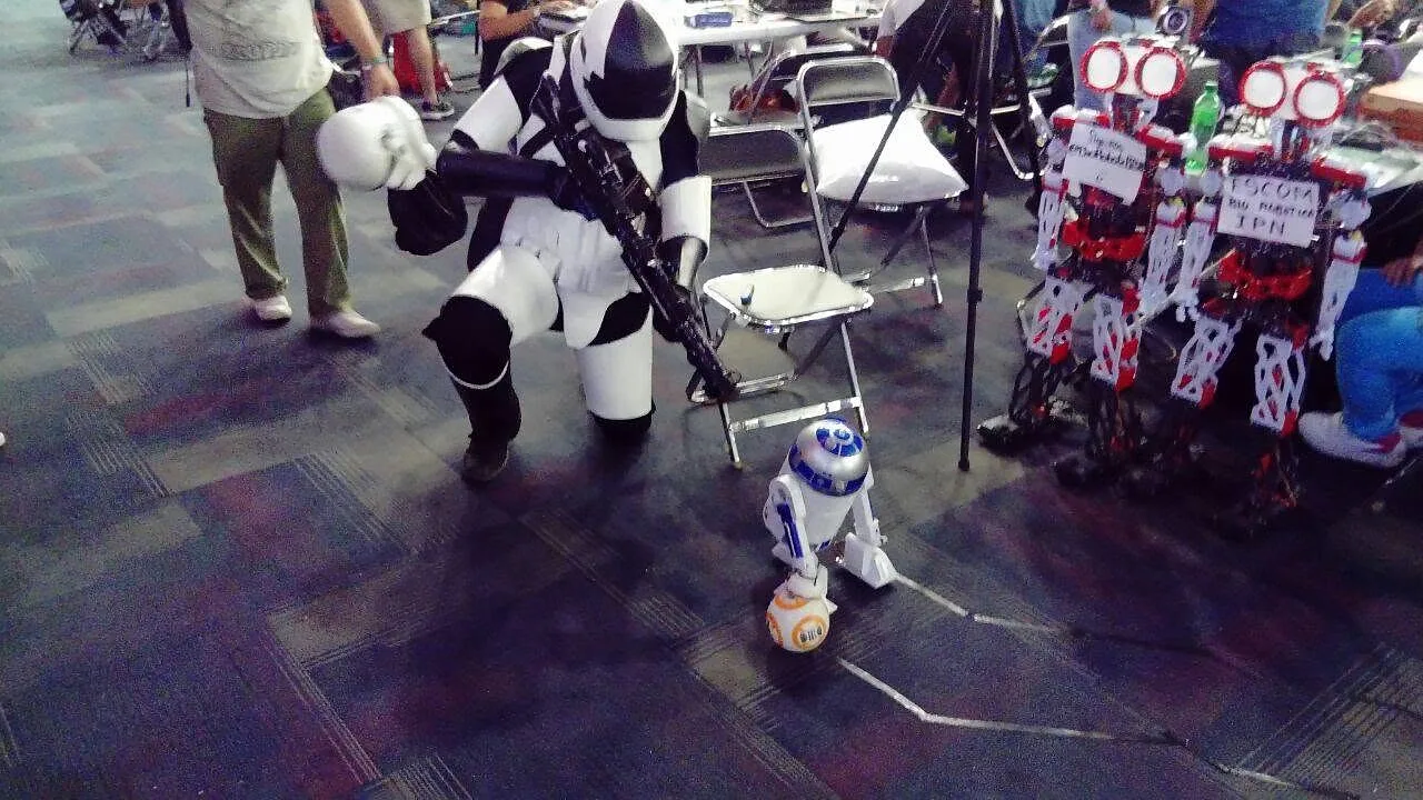 Robots personalizados al estilo Star Wars